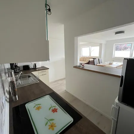 Moderne Ferienwohnung Mit Guter Ausstattung Und Self Checkin Bodenwerder Exterior photo